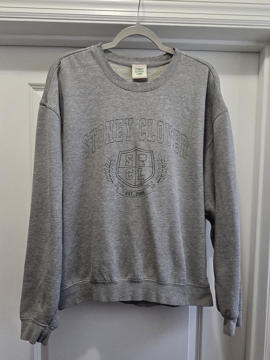 Stoney Clover Lane Tops - Stoney Clover Lane Collegiate Crest Crewneck Sweatshirt Grey L/XL Oversized